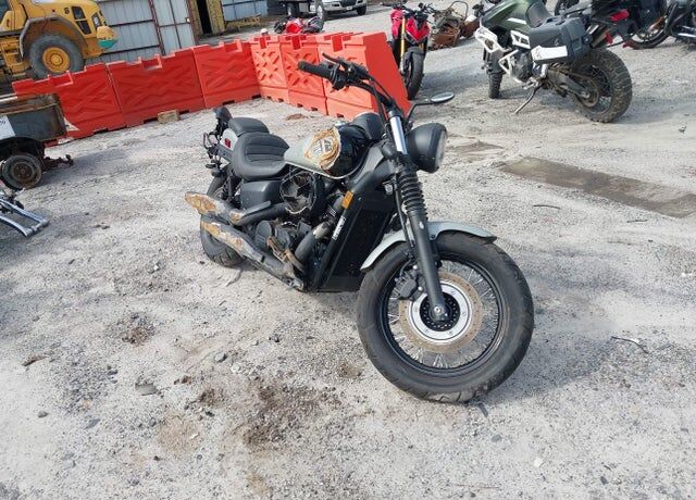 2024 HONDA VT750
