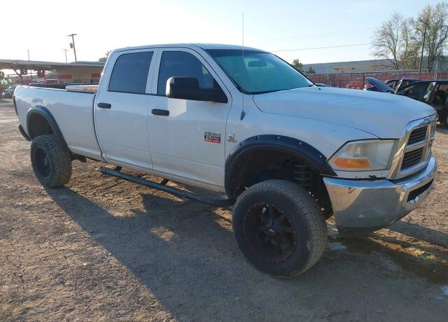 2012 DODGE Ram