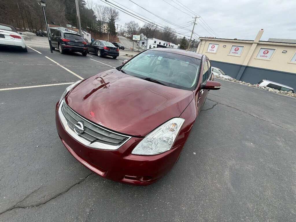 2010 NISSAN Altima
