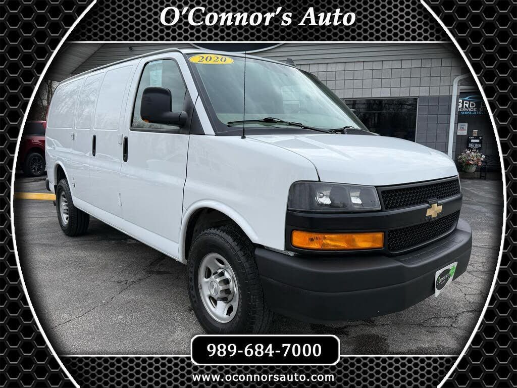 2020 CHEVROLET Express
