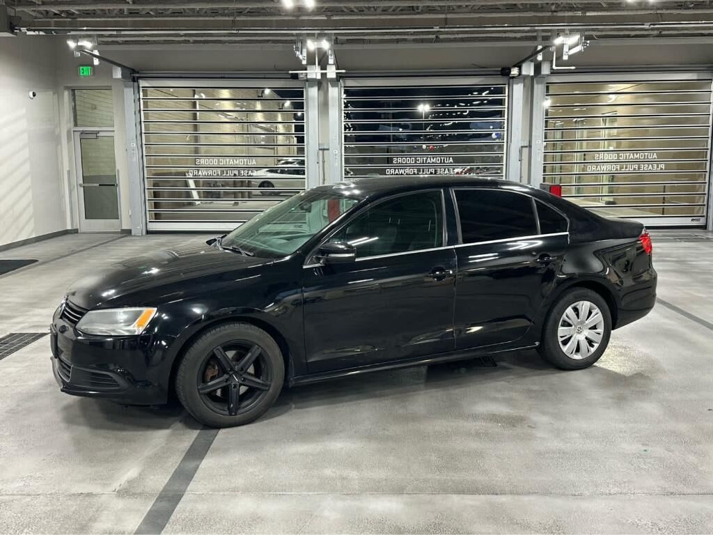 2013 VOLKSWAGEN Jetta