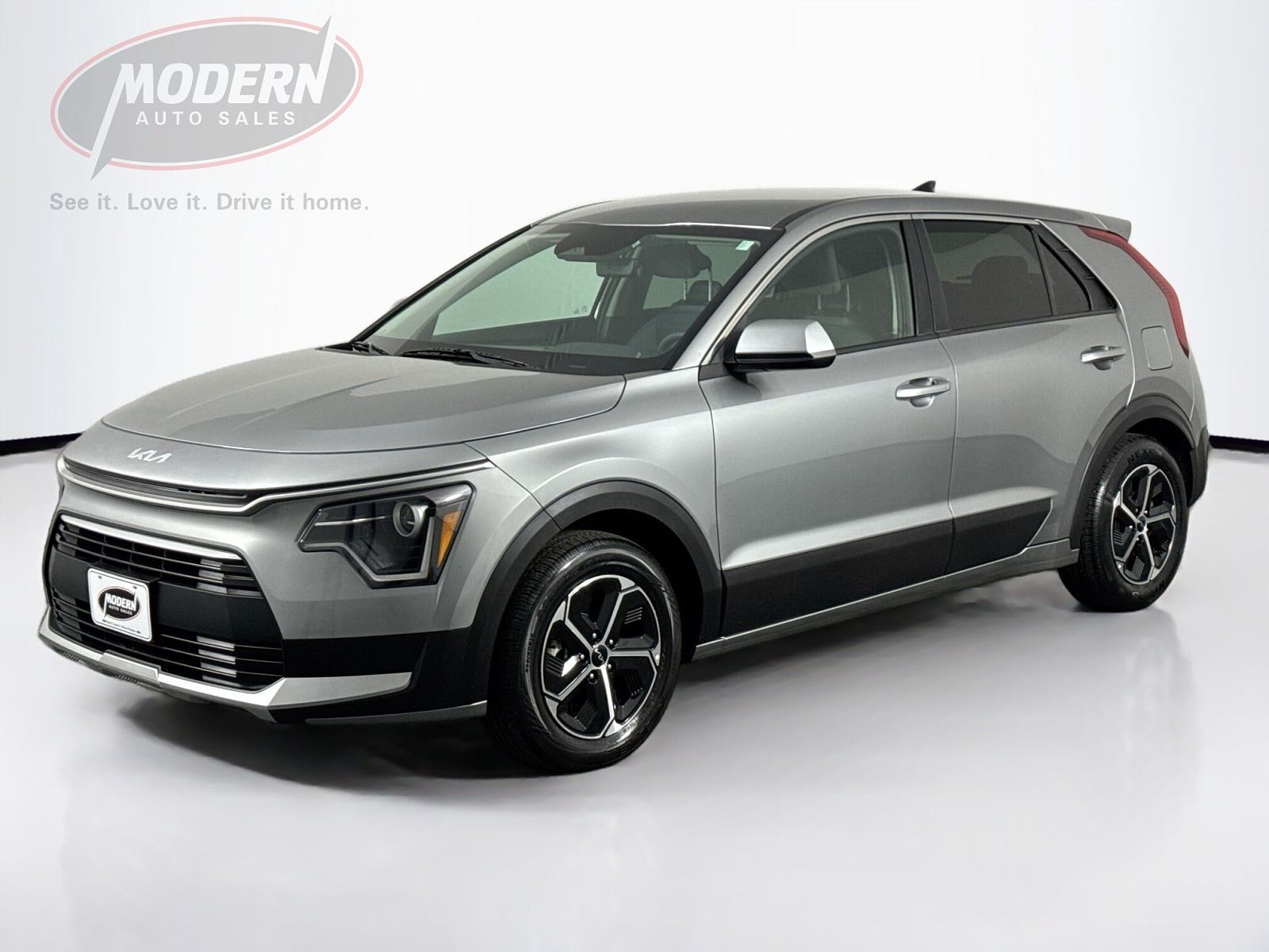 2023 KIA Niro