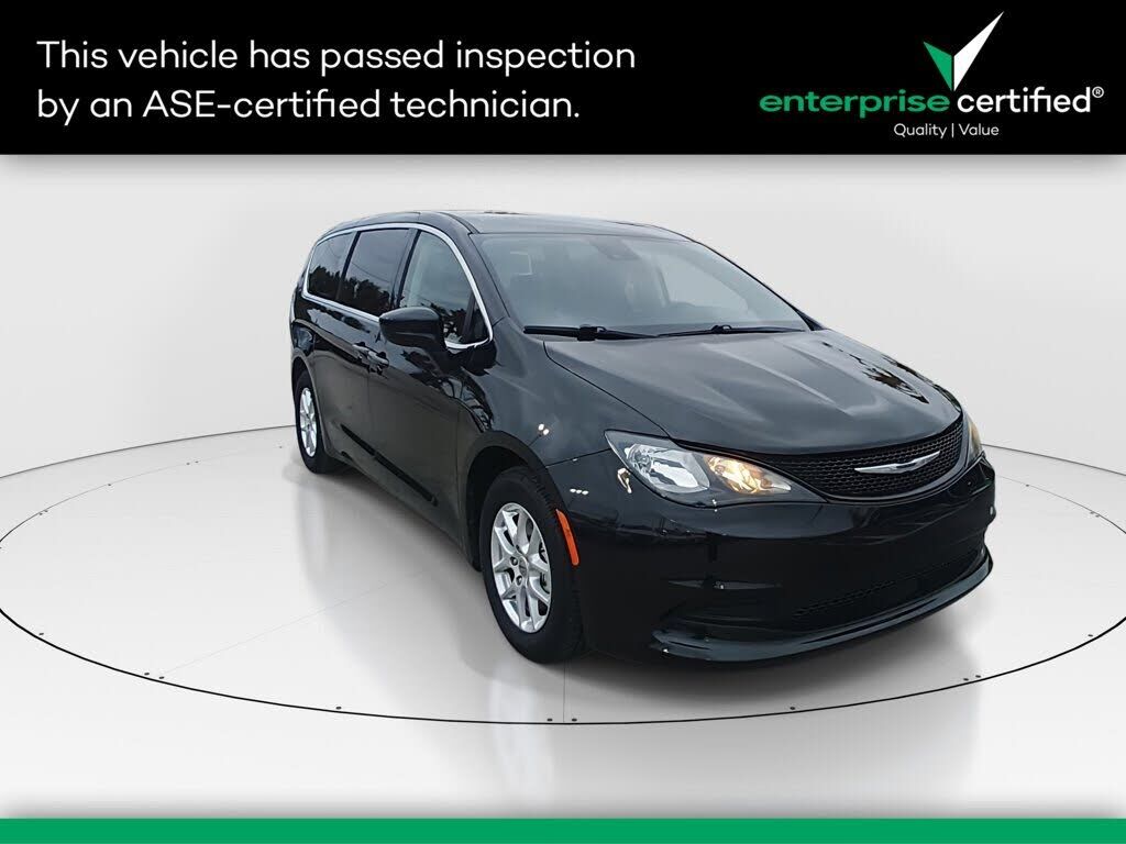 2023 CHRYSLER Voyager