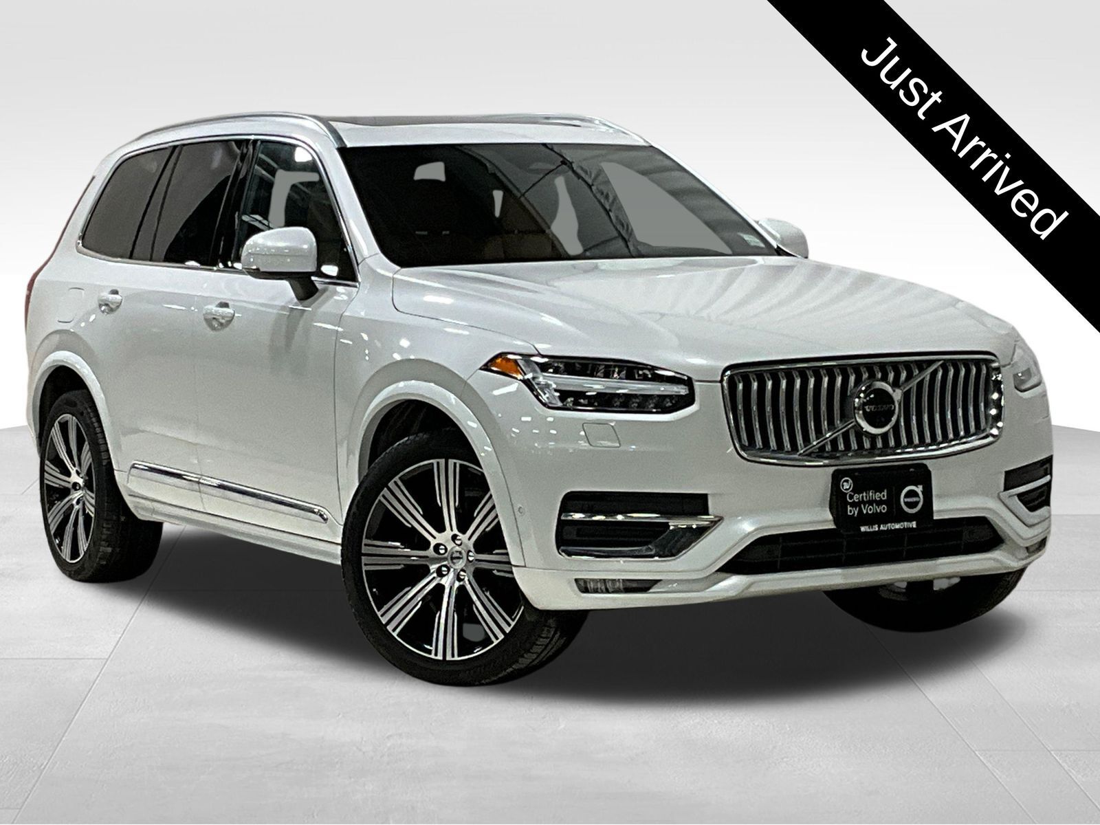 2023 VOLVO XC90
