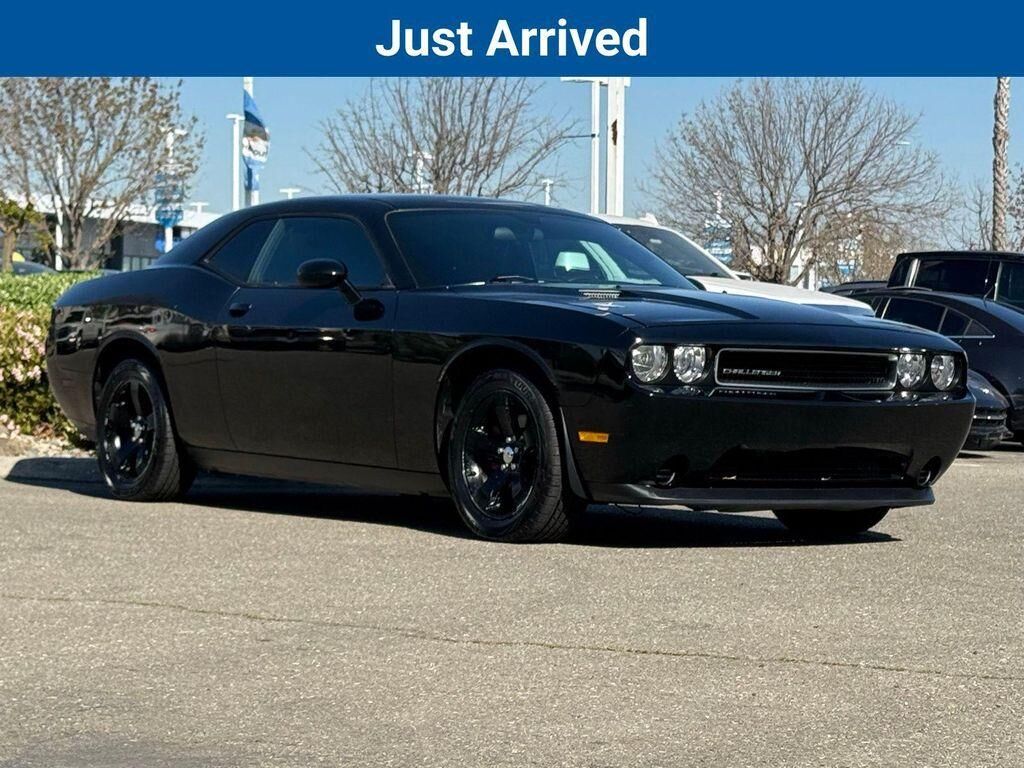 2014 DODGE Challenger