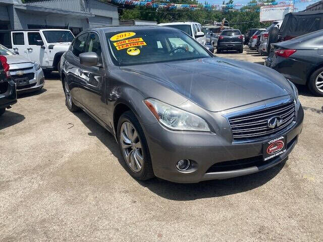 2012 INFINITI M37