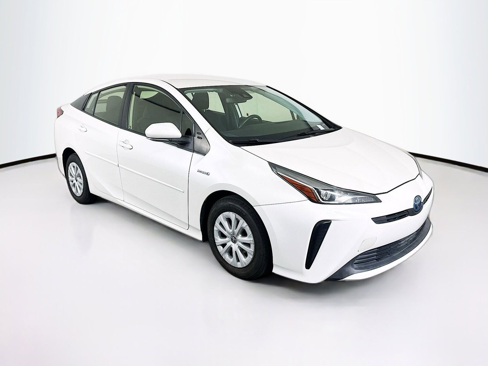 2019 TOYOTA PRIUS