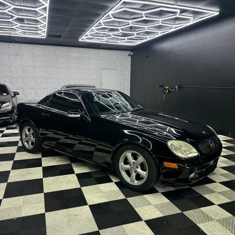 2004 MERCEDES-BENZ SLK-Class