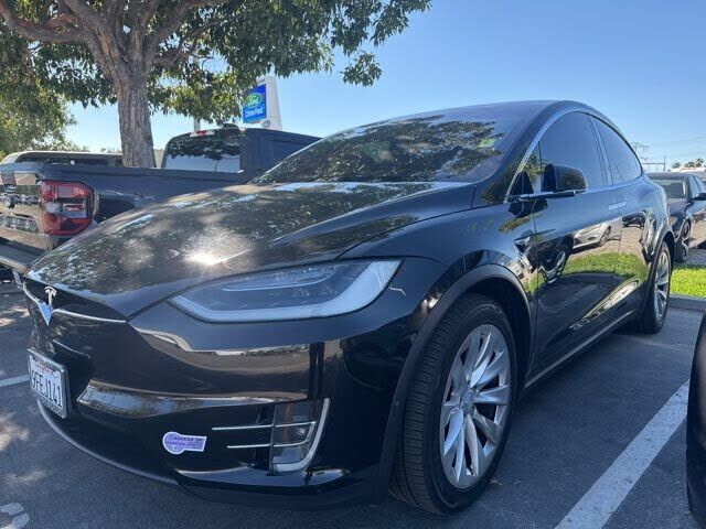 2019 TESLA Model X