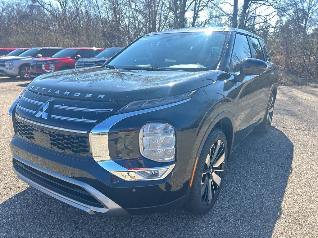 2026 MITSUBISHI Outlander