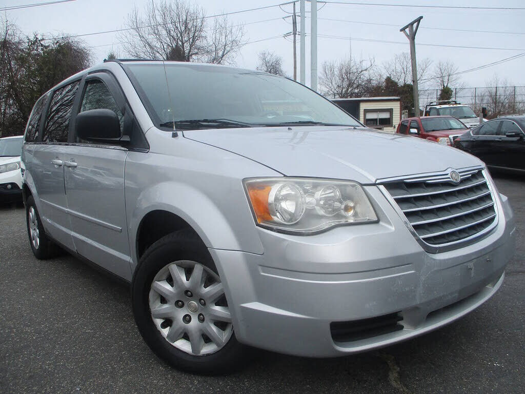 2010 CHRYSLER Town and Country