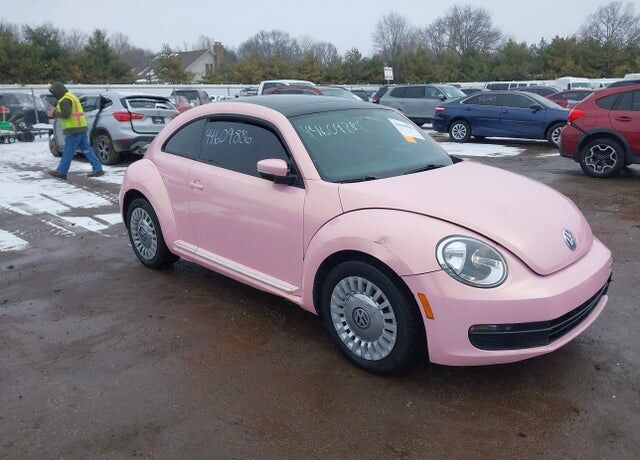 2013 VOLKSWAGEN Beetle