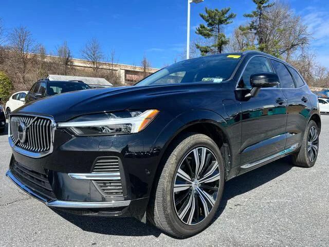 2023 VOLVO XC60