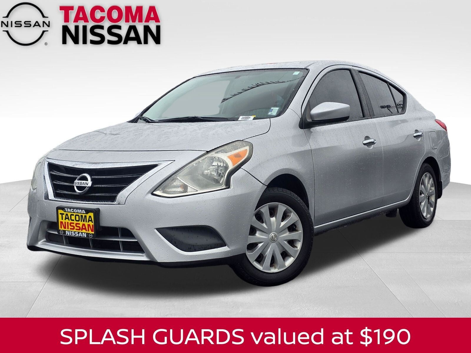 2015 NISSAN Versa