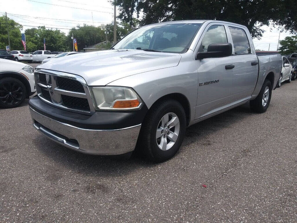 2011 DODGE Ram