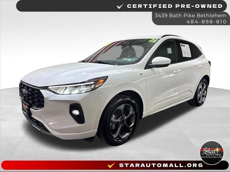 2024 FORD Escape