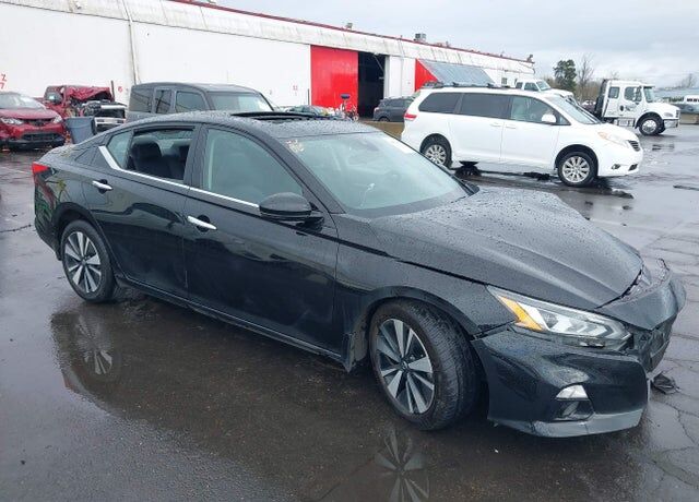 2021 NISSAN Altima
