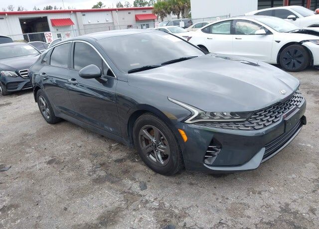2021 KIA K5