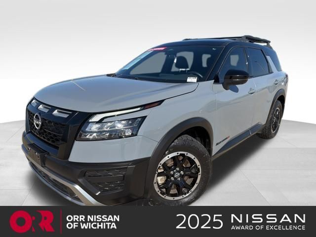 2024 NISSAN Pathfinder