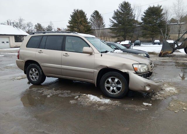 2004 TOYOTA Highlander