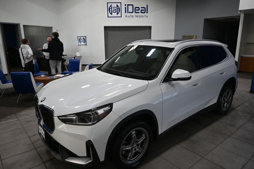 2023 BMW X1