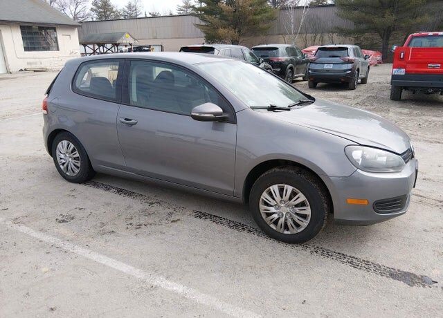 2012 VOLKSWAGEN Golf