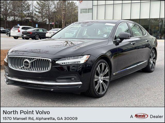 2021 VOLVO S90