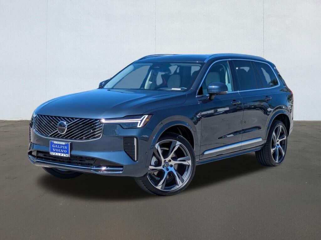2025 VOLVO XC90