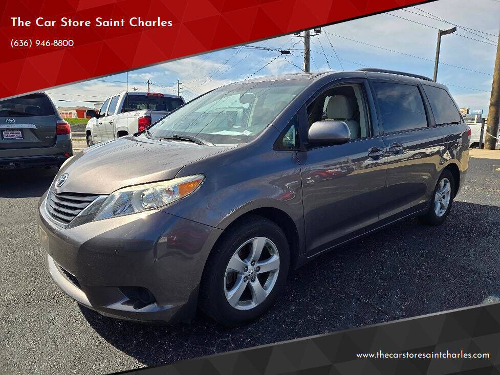 2012 TOYOTA Sienna