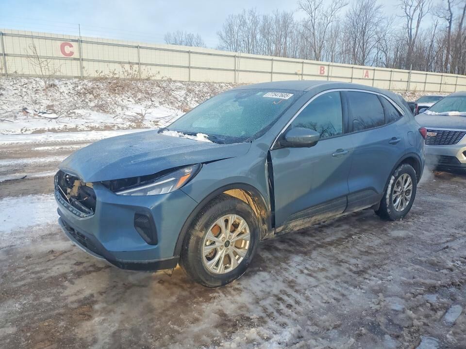 2023 FORD Escape