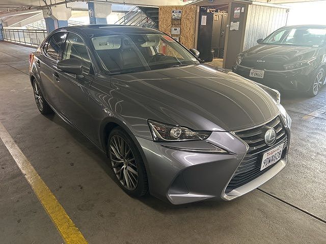 2017 LEXUS IS