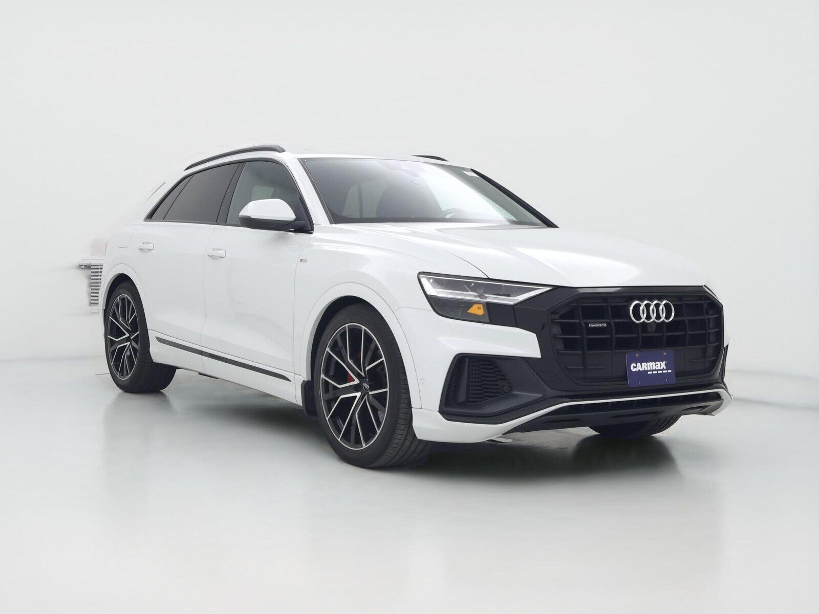 2020 AUDI Q8
