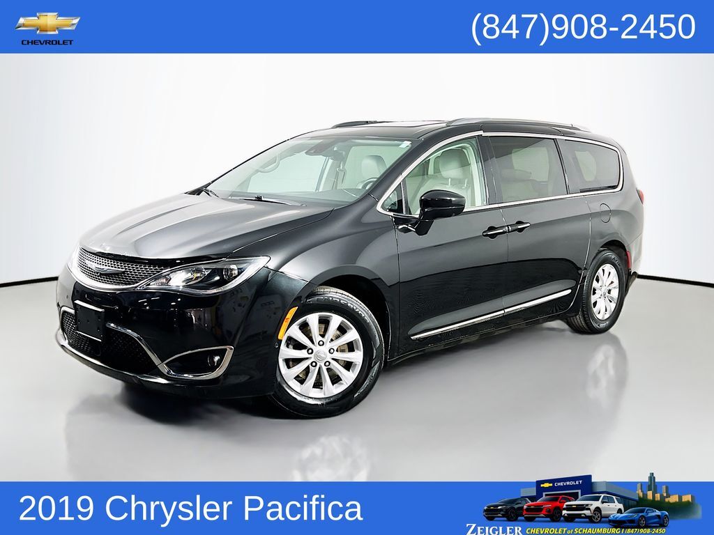 2019 CHRYSLER Pacifica