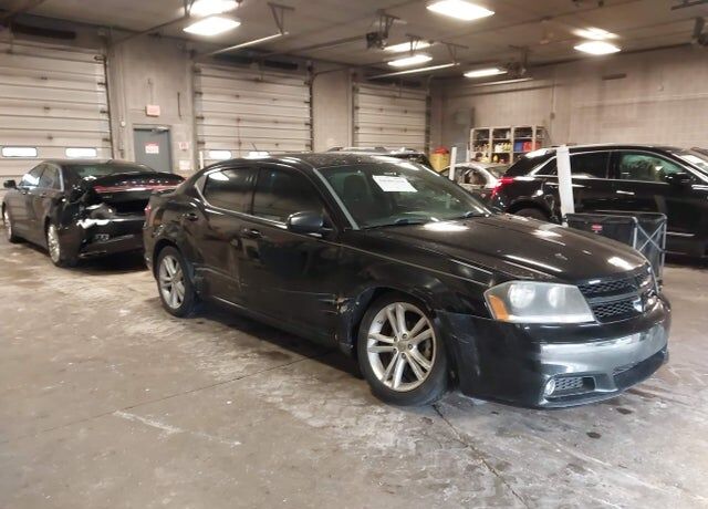 2013 DODGE Avenger