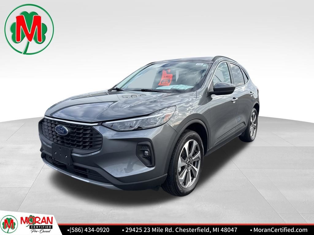 2025 FORD Escape