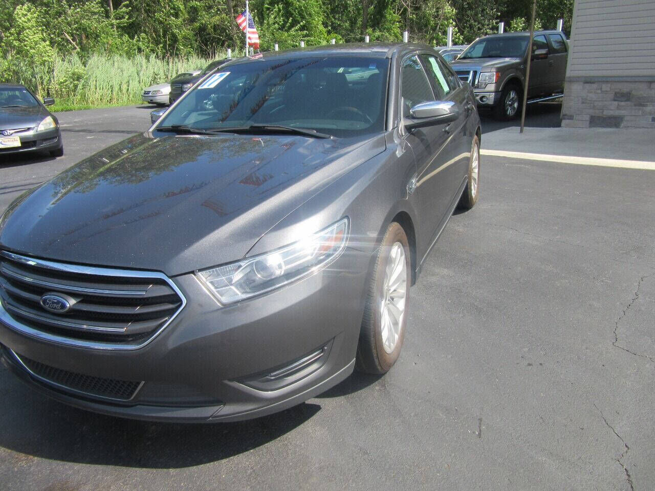 2017 FORD Taurus