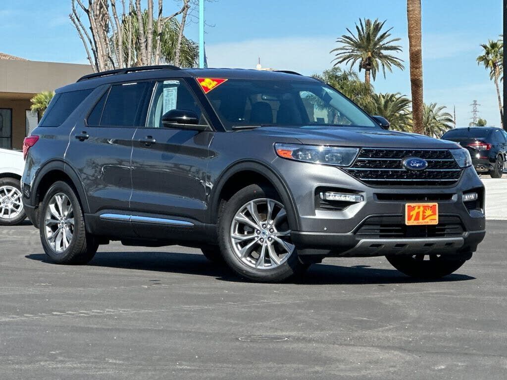2022 FORD Explorer