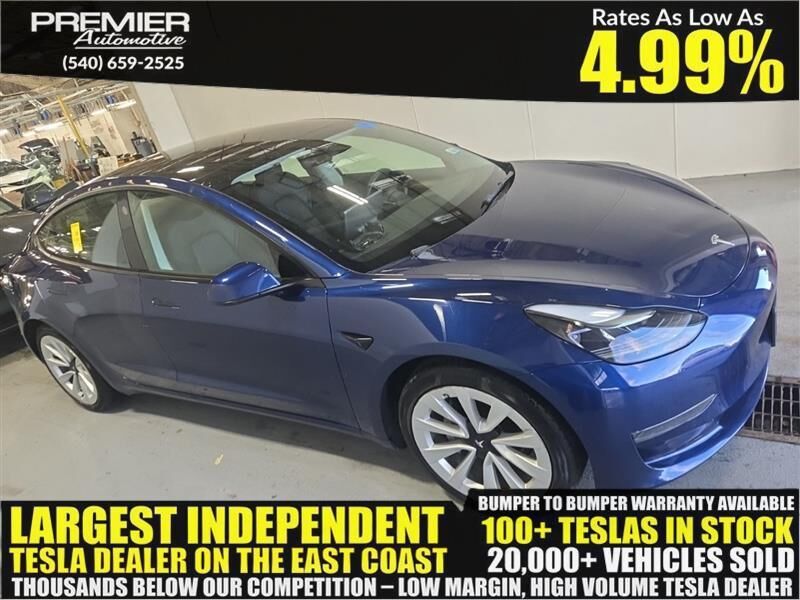 2022 TESLA Model 3