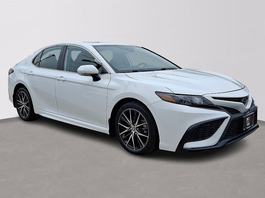 2023 TOYOTA Camry