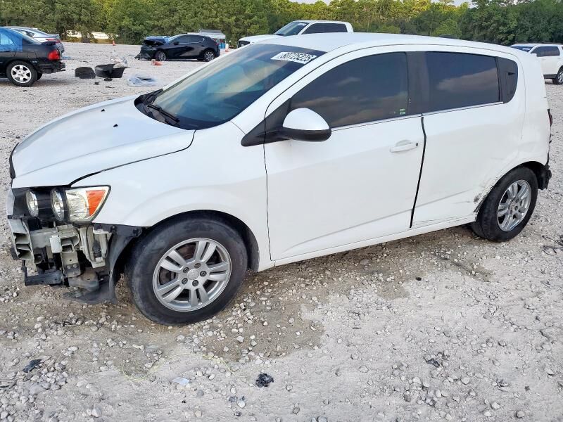 2016 CHEVROLET Sonic