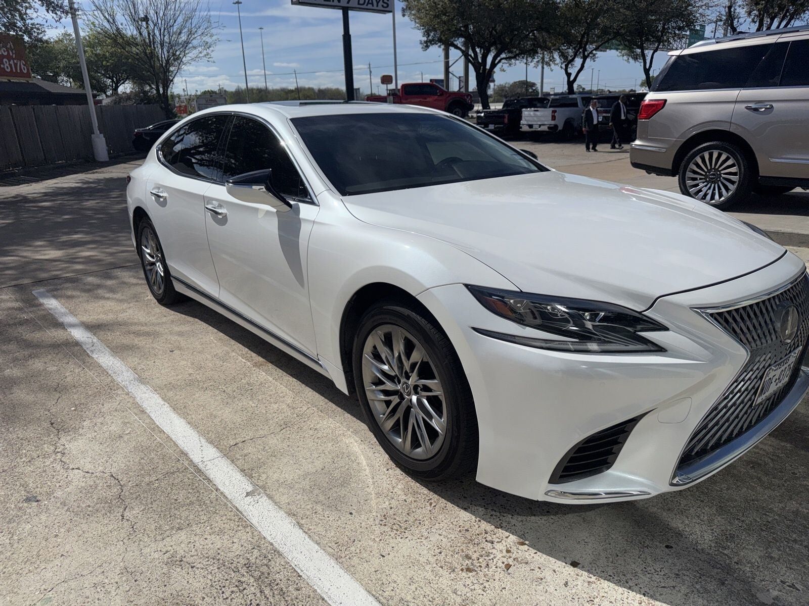 2018 LEXUS LS