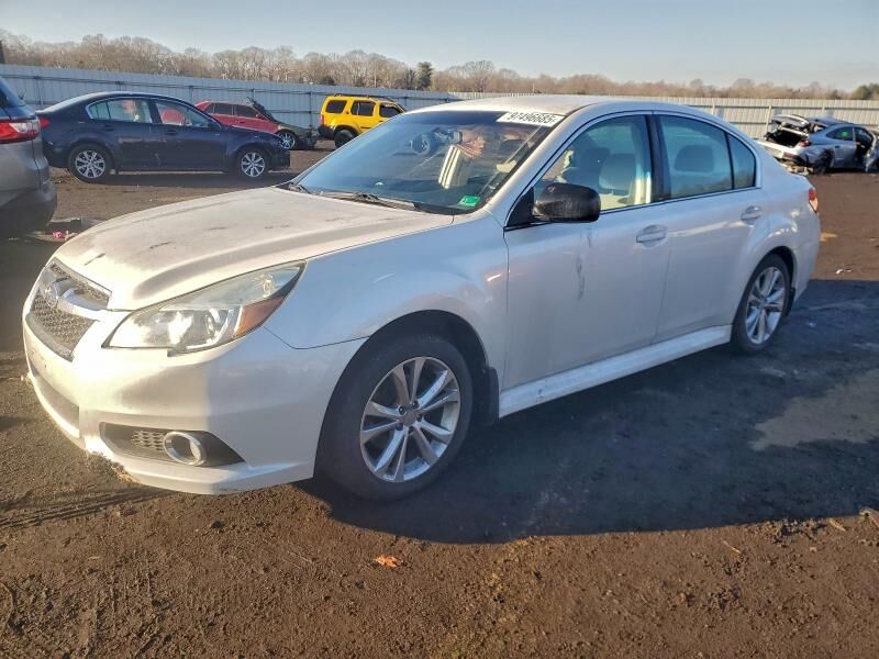 2014 SUBARU Legacy