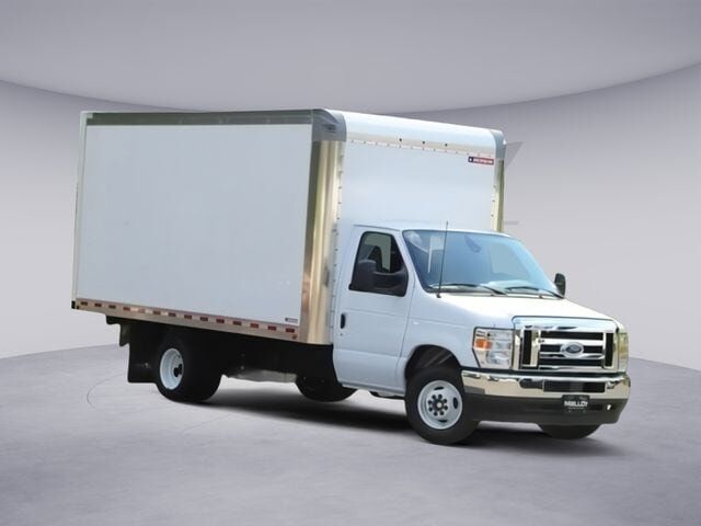 2025 FORD E-350