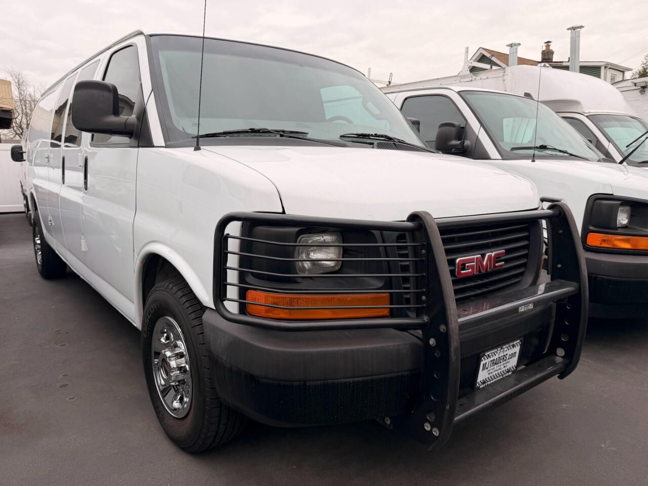 2016 GMC Savana