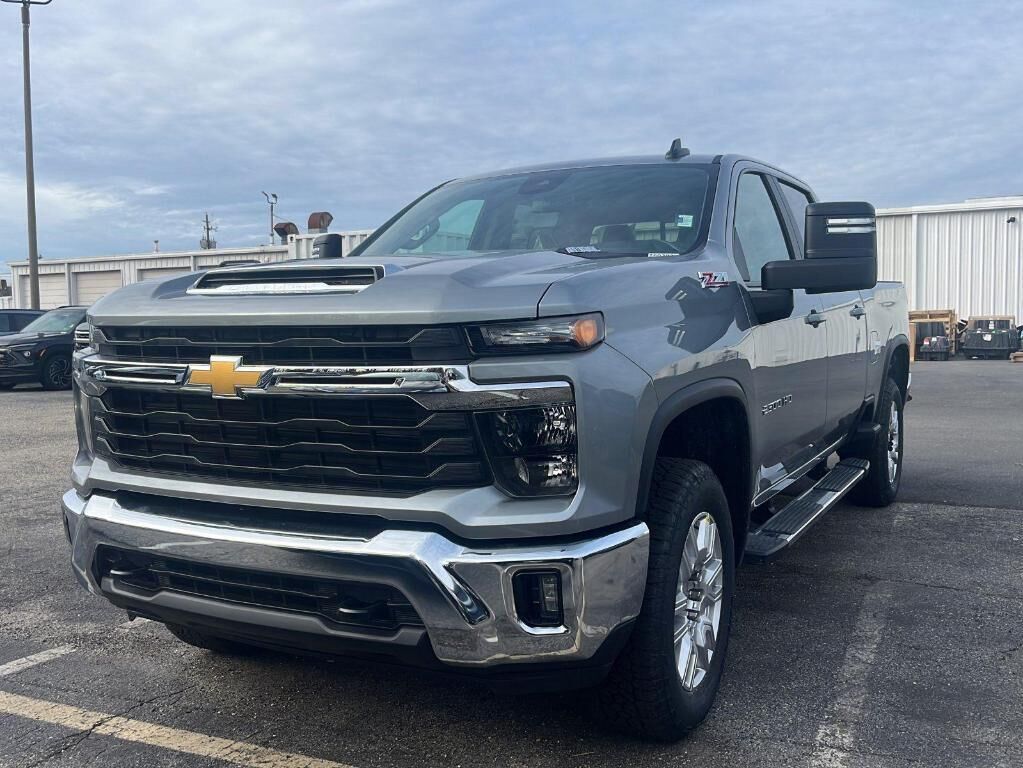 2026 CHEVROLET Silverado HD