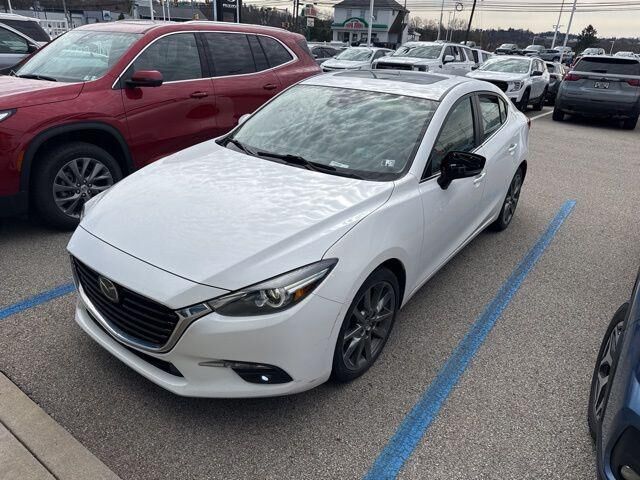 2018 MAZDA Mazda3