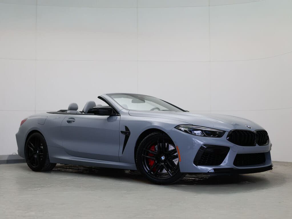 2025 BMW M8