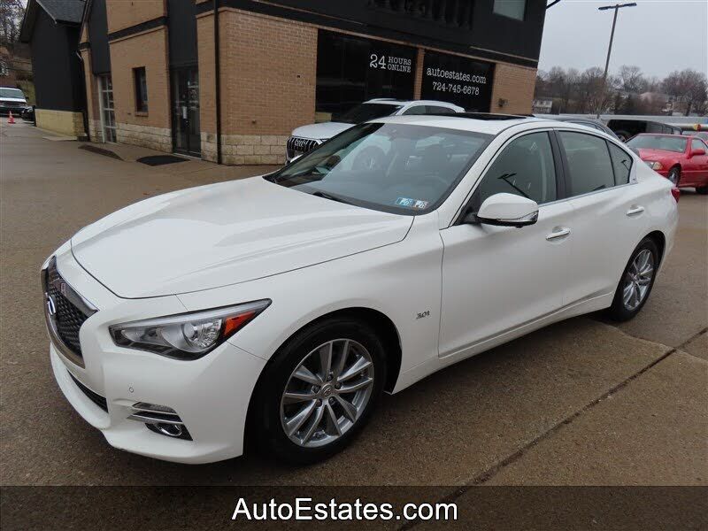 2017 INFINITI Q50