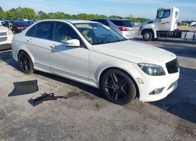 2010 MERCEDES-BENZ C-Class