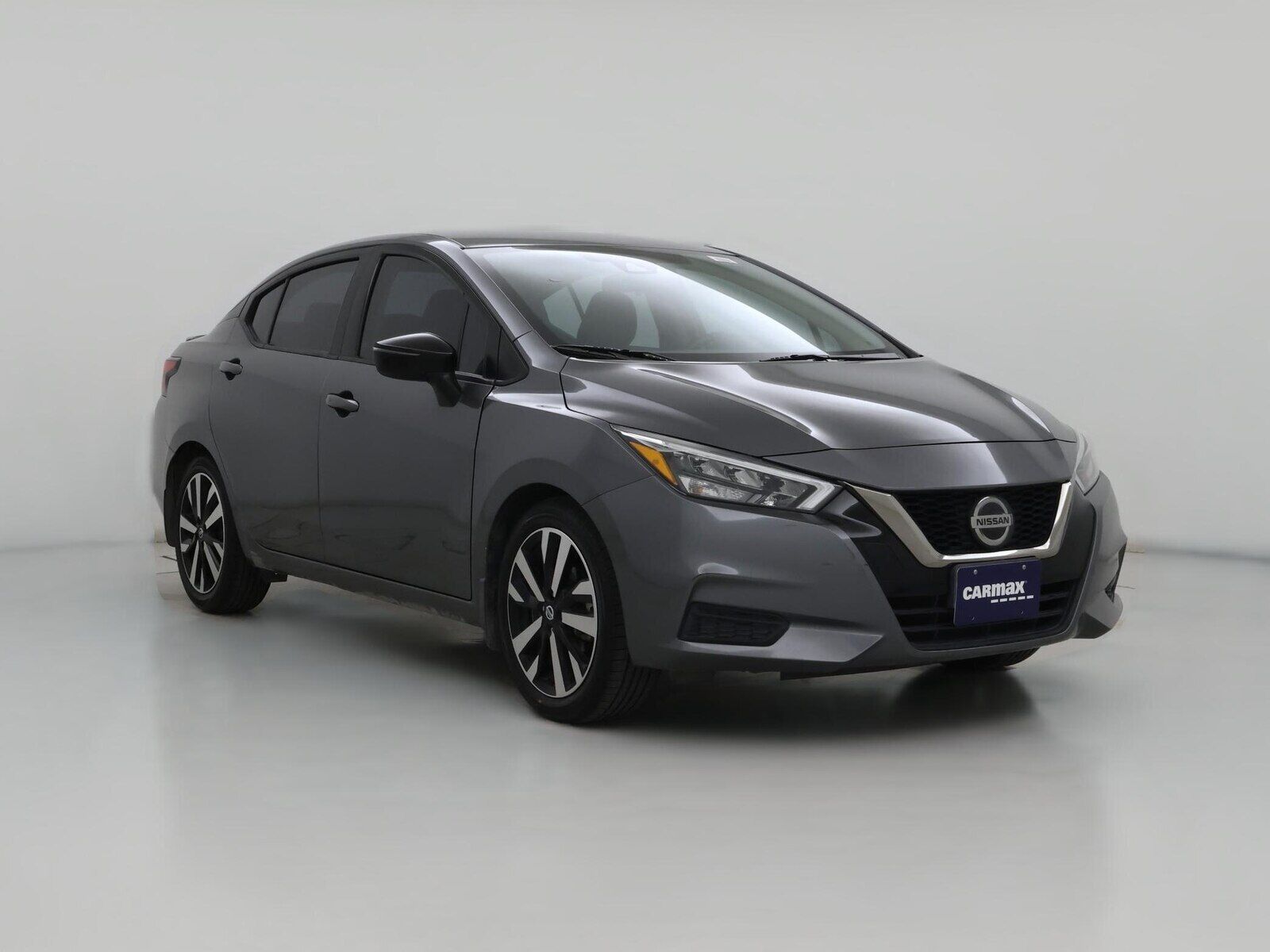 2022 NISSAN Versa